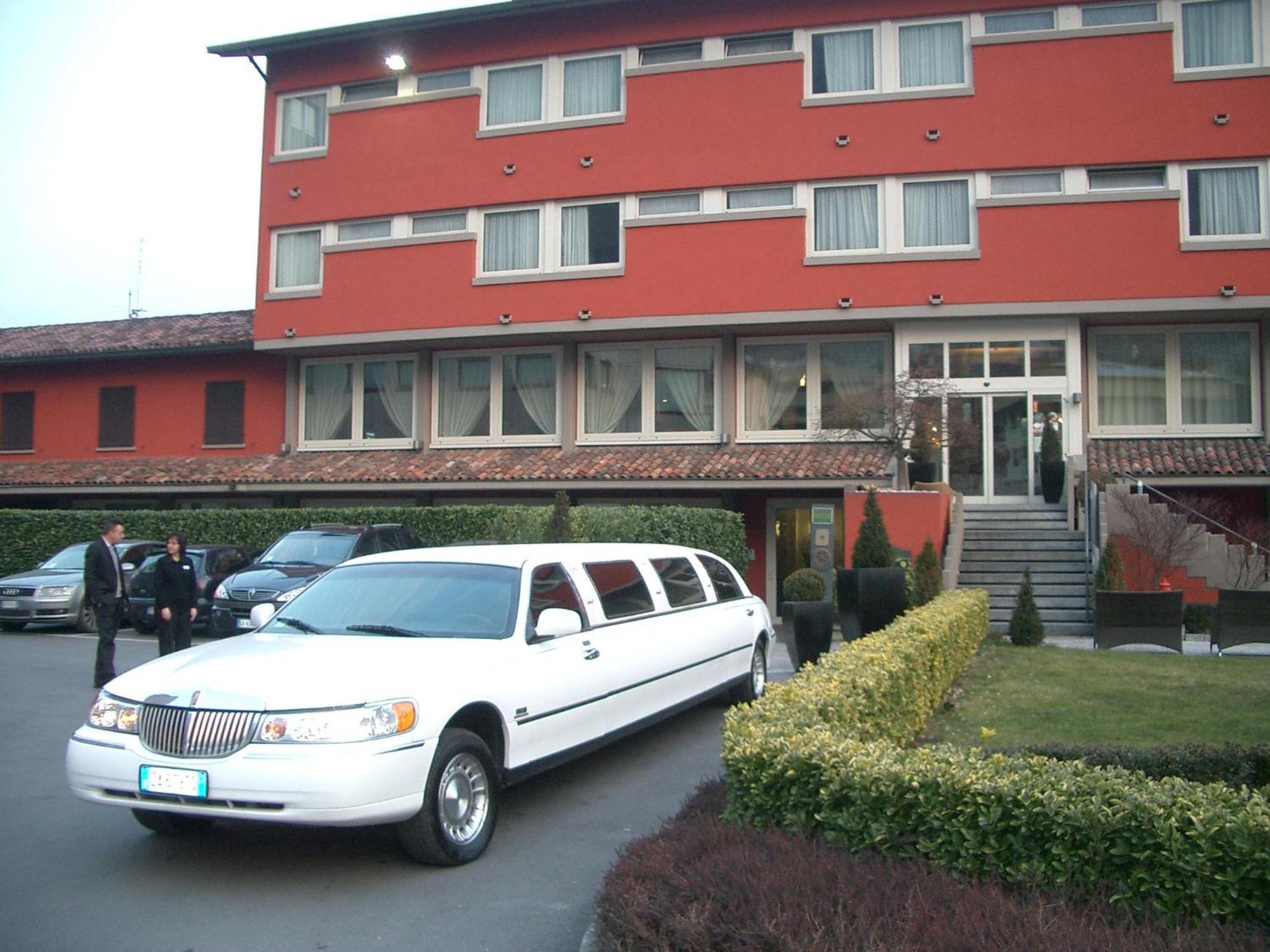 Hotel San Martino Boario Terme Kültér fotó