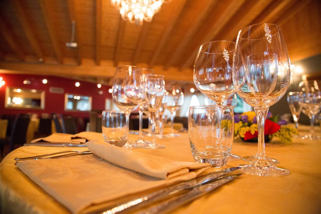 Hotel San Martino Boario Terme Kültér fotó
