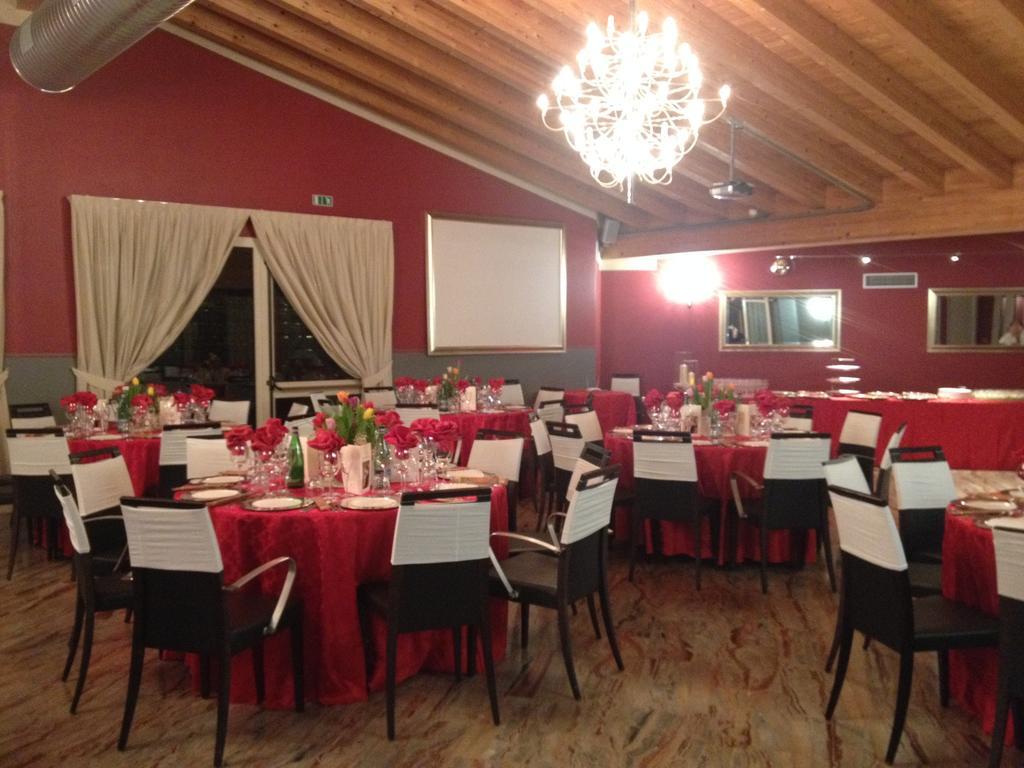 Hotel San Martino Boario Terme Kültér fotó