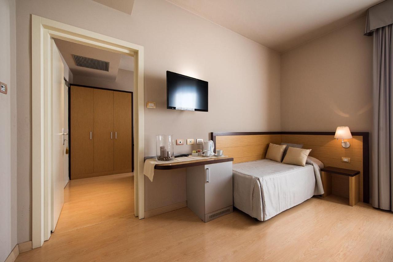 Hotel San Martino Boario Terme Kültér fotó